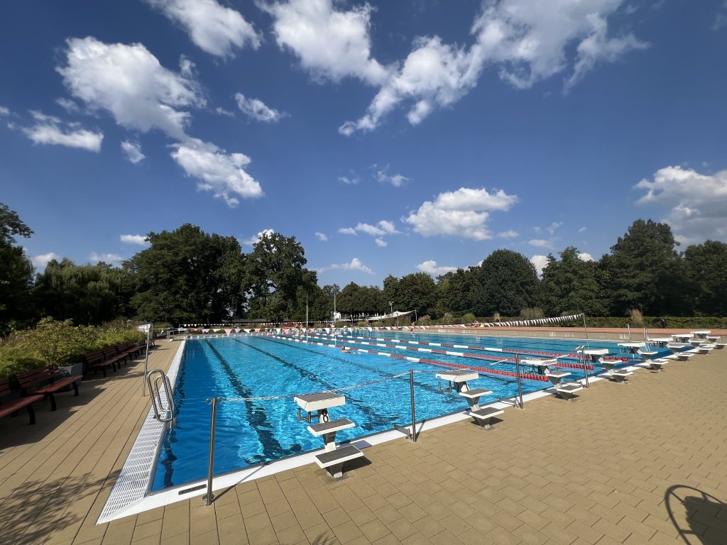 Schwimmerbecken